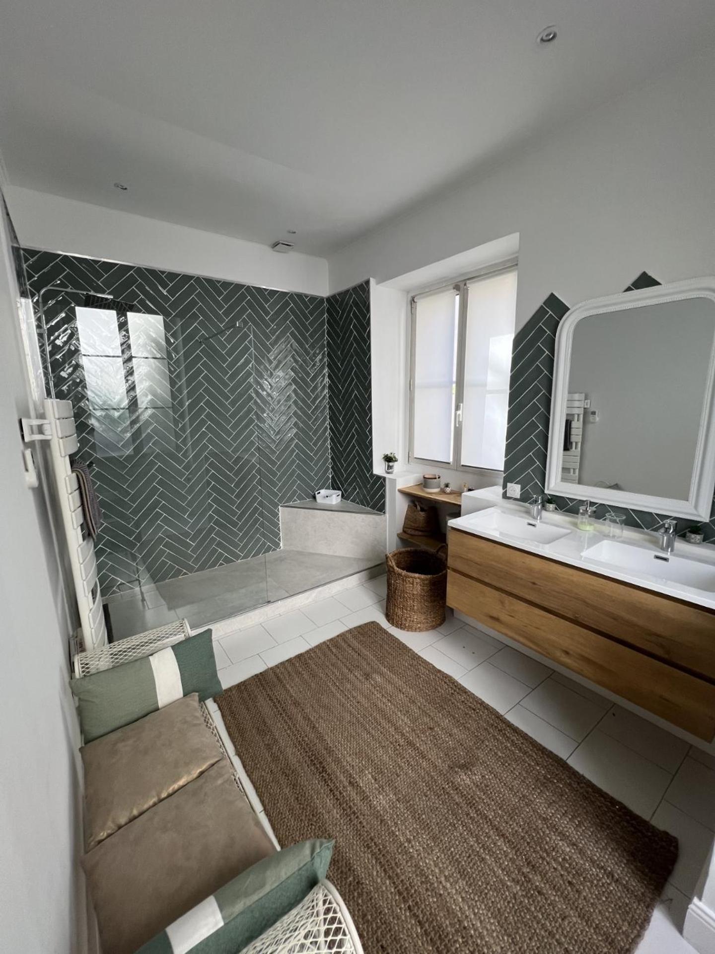 Superbe Appartement De 105 M2, Hyper Centre Avec Terrasse, Parking, A 5 Min De La Mer 尼斯 外观 照片