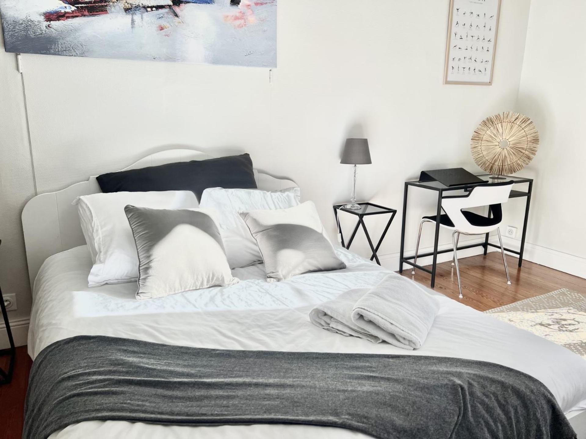 Superbe Appartement De 105 M2, Hyper Centre Avec Terrasse, Parking, A 5 Min De La Mer 尼斯 外观 照片